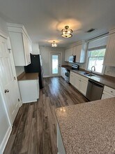 112 W 31st Ln in Savannah, GA - Building Photo - Building Photo