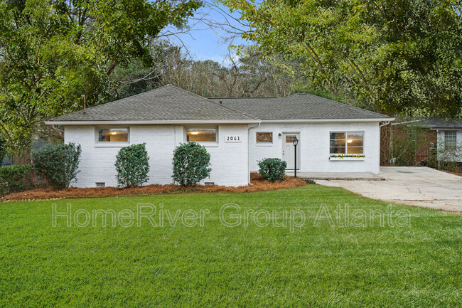 2061 Rockhaven Dr in Decatur, GA - Building Photo - Building Photo