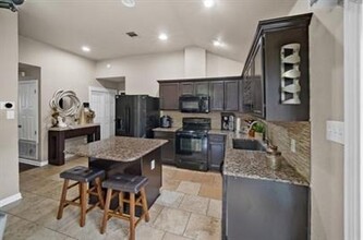 120 Geronimo Cove in Kyle, TX - Building Photo - Building Photo