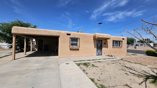 2945 Morningside Dr NE in Albuquerque, NM - Building Photo - Building Photo