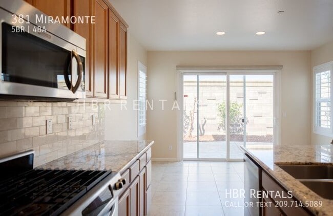 381 W Miramonte Dr in Mountain House, CA - Building Photo - Building Photo