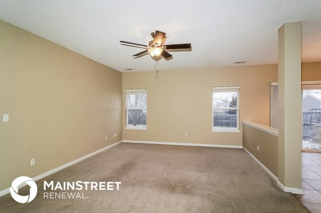 8018 Ithaca Way in Indianapolis, IN - Building Photo - Building Photo