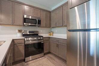 Ventura Townhouses LLC in West Olive, MI - Building Photo - Interior Photo