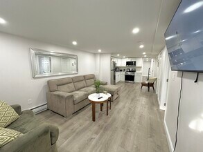 34 Ensign St in Revere, MA - Building Photo - Building Photo