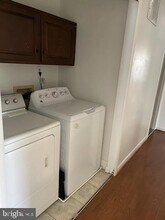 14269 Silverdale Dr in Woodbridge, VA - Building Photo - Building Photo