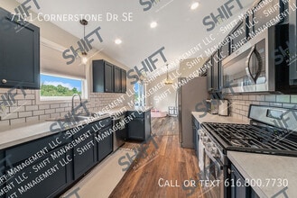 7111 Cornerstone Dr SE in Caledonia, MI - Building Photo - Building Photo