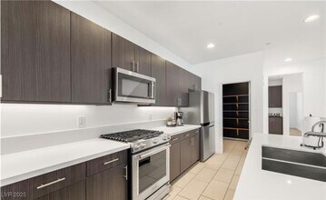 11278 Kraft Mountain Ave in Las Vegas, NV - Building Photo - Building Photo