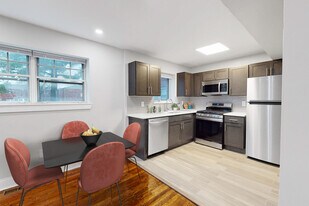 607 Kingston Terrace