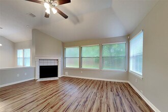 7323 Red River Dr in Richmond, TX - Building Photo - Building Photo