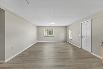 102 Bacon Rd in Jonesborough, TN - Building Photo - Building Photo