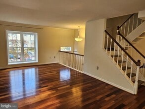 3332 Piney Ridge Ct in Herndon, VA - Building Photo - Building Photo