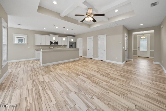 305 Evergreen St in Panama City Beach, FL - Building Photo - Building Photo