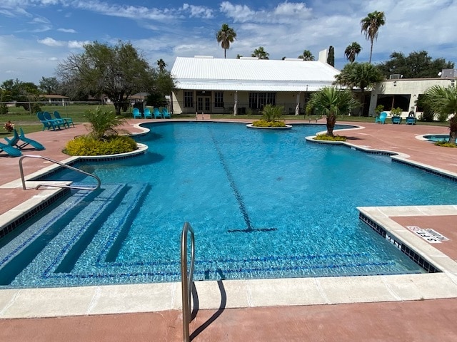 property at 2712 Melanie Dr