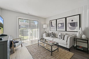 Hunters Ridge Apartments