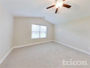 296 Fieldstone Ln in Springfield, TN - Building Photo - Building Photo