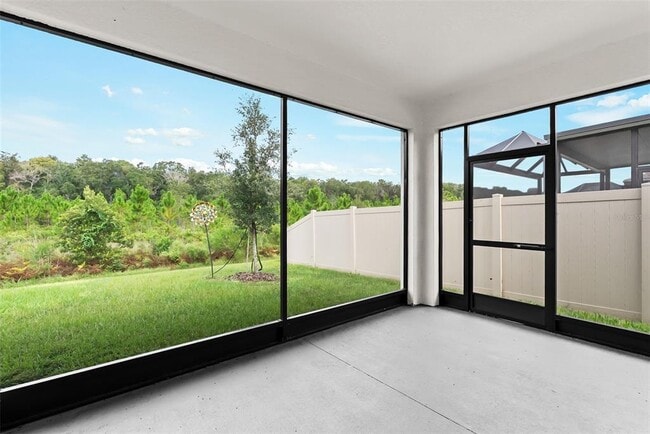 16819 Shell Bay Dr in Land O Lakes, FL - Building Photo - Building Photo