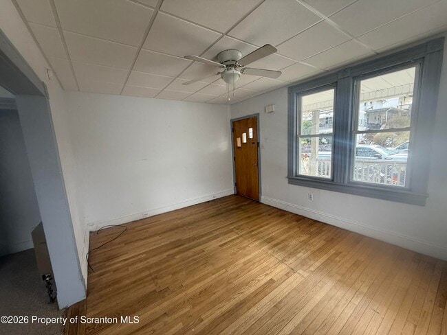 516 4th St in Dunmore, PA - Building Photo - Building Photo