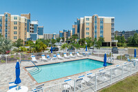 Golf Lake Condominiums in Largo, FL - Foto de edificio - Building Photo