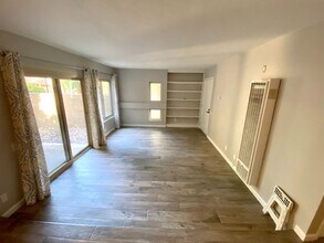 16911 Bluewater Ln in Huntington Beach, CA - Building Photo - Building Photo