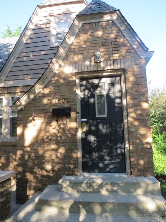 1532 N College Ave in Indianapolis, IN - Building Photo - Building Photo