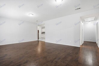 508 W Lone Star Ave in Cleburne, TX - Building Photo - Building Photo