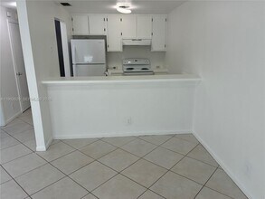 11611 SW 90th Terrace in Miami, FL - Building Photo - Building Photo
