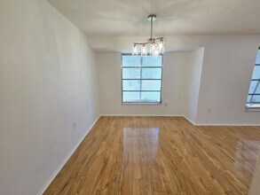 404 Clover Rd in Venice, FL - Building Photo - Building Photo