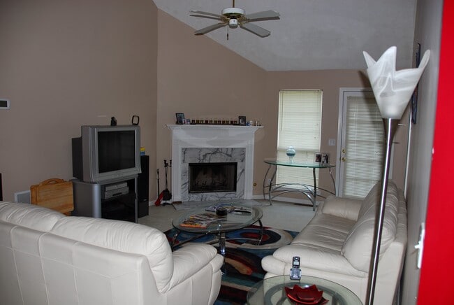 1444 Bentley Ridge Ct in Lithonia, GA - Building Photo - Building Photo