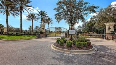 7675 Summerland Cove in Lakewood Ranch, FL - Building Photo - Building Photo