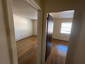 9 Catherine St, Unit 2-22222 in Highland Falls, NY - Building Photo - Building Photo