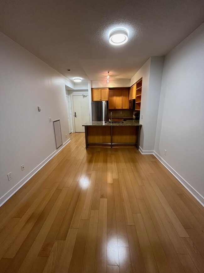 438 King St W, Unit 1 in Toronto, ON - Building Photo - Building Photo