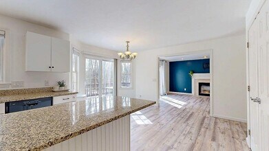 12 Coldbrook Rd in Millbury, MA - Building Photo - Building Photo