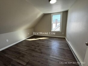 2 Danielson St in Winslow, ME - Building Photo - Building Photo