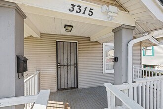 3315 E 52nd St in Kansas City, MO - Building Photo - Building Photo