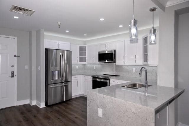 property at 1100 Avalon St