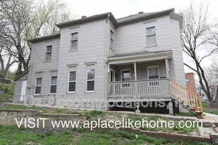 1406 N 2nd St in St. Joseph, MO - Building Photo