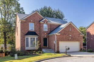 1759 Regency Park Walk in Atlanta, GA - Building Photo