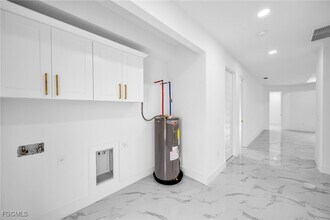 314 Urbana St in Lehigh Acres, FL - Building Photo - Building Photo