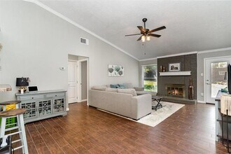 1734 Hemlock Ct in Lewisville, TX - Building Photo - Building Photo