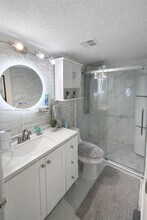 8460 SW 154th Circle Ct, Unit 121 in Miami, FL - Building Photo - Building Photo