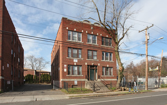 451 Barbour St Apartments