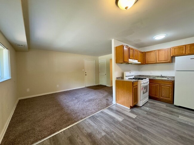 property at 3522 Beech Ave