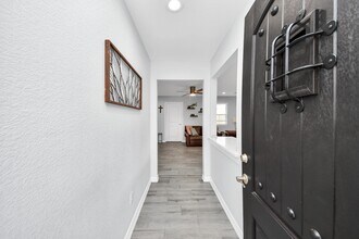 834 Ellington St in Houston, TX - Building Photo - Building Photo