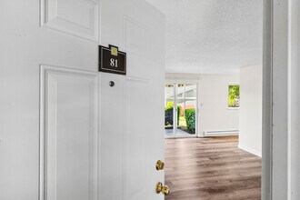 Trellis on Orchard in Tacoma, WA - Foto de edificio - Building Photo