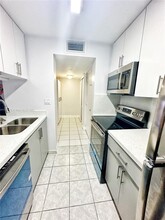 10700 SW 108th Ave in Miami, FL - Building Photo - Building Photo