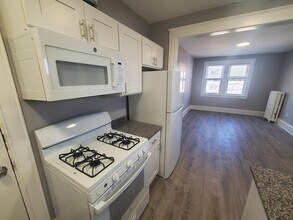 738 Washington St, Unit 30 in Norwood, MA - Building Photo - Building Photo