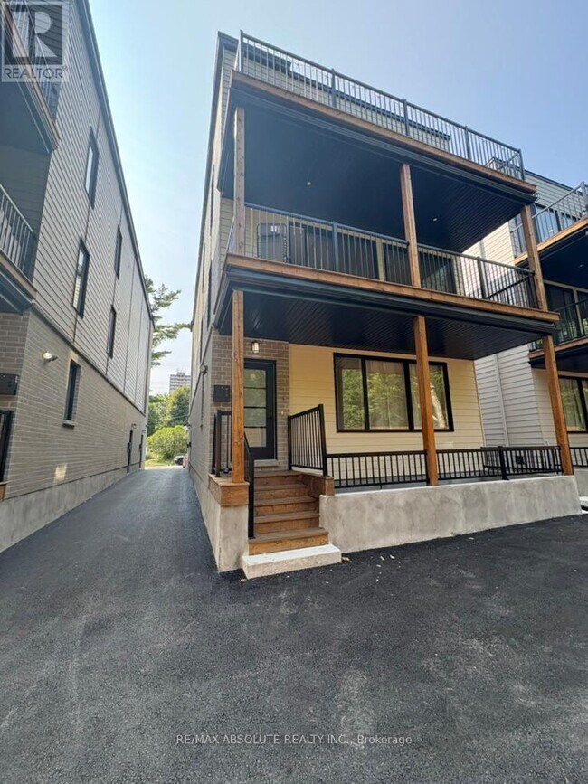 613 Parkview Rd in Ottawa, ON - Building Photo - Building Photo