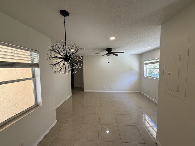 property at 238 Palmetto Dr