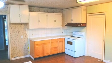 7305 Furlong Ave in Gilroy, CA - Building Photo - Building Photo