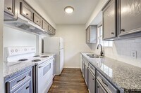 510 Coleman St photo'